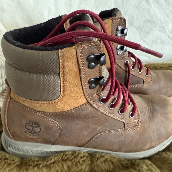 Men/ women’s timberland boots - Picture 4 of 8